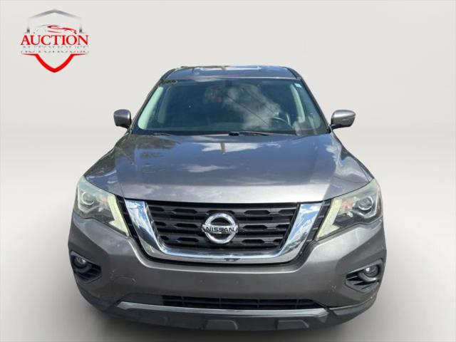 2017 Nissan Pathfinder SL