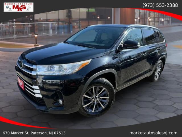2018 Toyota Highlander SE
