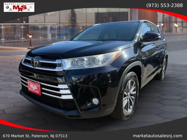2018 Toyota Highlander SE