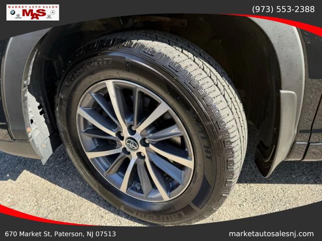 2018 Toyota Highlander SE
