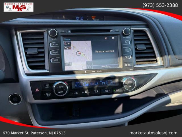 2018 Toyota Highlander SE