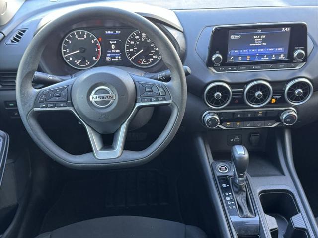 2022 Nissan Sentra S Xtronic CVT