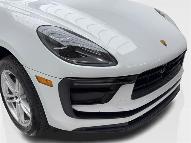 2023 Porsche Macan T