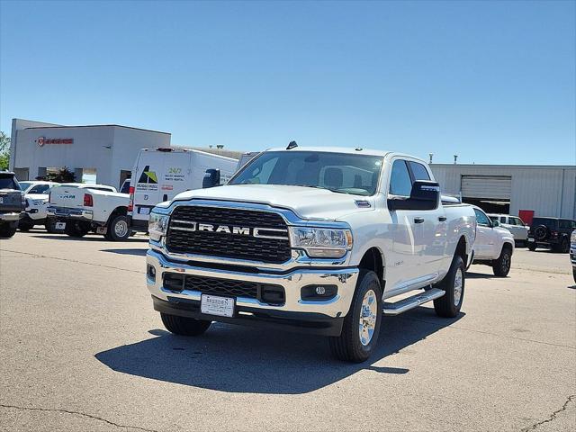 2024 RAM 2500 Big Horn Crew Cab 4x4 64 Box