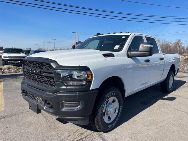 2024 RAM 3500 Tradesman Crew Cab 4x4 64 Box