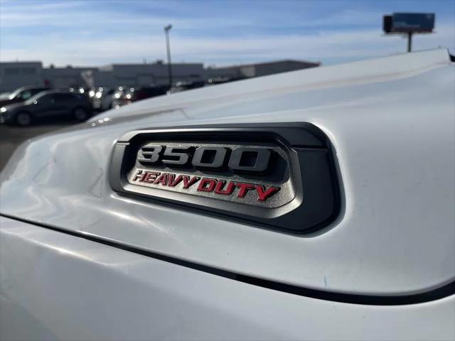 2024 RAM 3500 Tradesman Crew Cab 4x4 64 Box