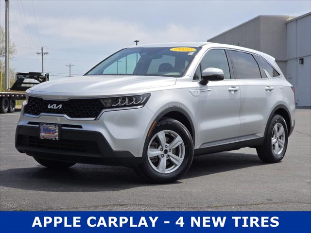 2022 Kia Sorento LX