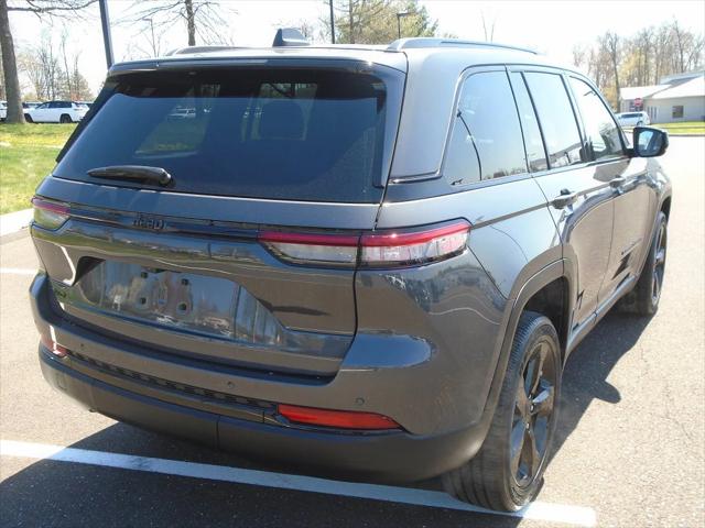 2023 Jeep Grand Cherokee Altitude 4x4