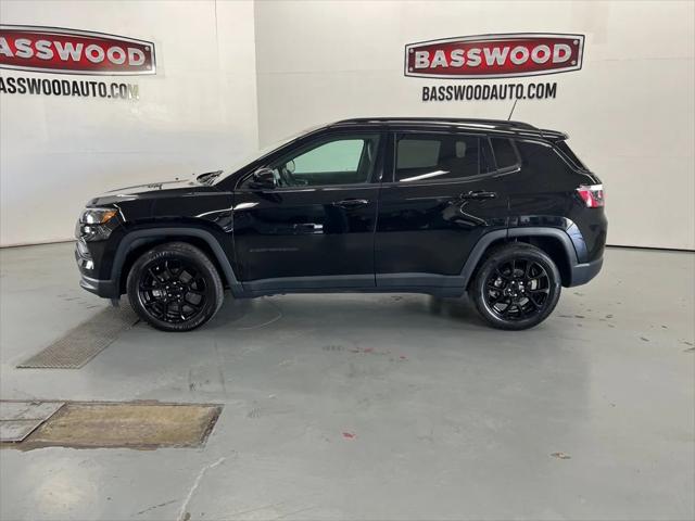 2022 Jeep Compass Altitude FWD