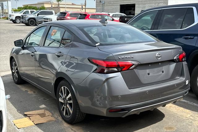 2021 Nissan Versa SV Xtronic CVT
