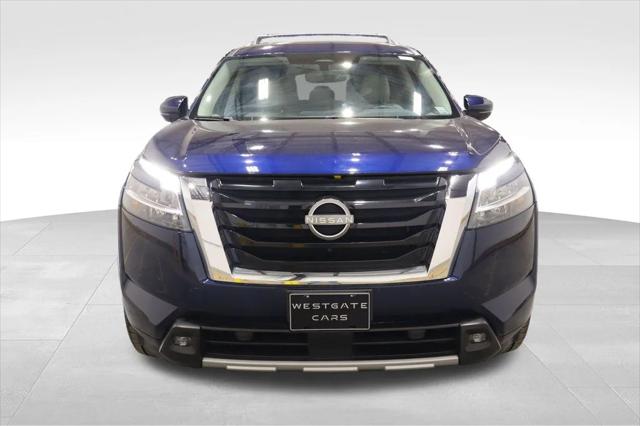 2022 Nissan Pathfinder SL 4WD