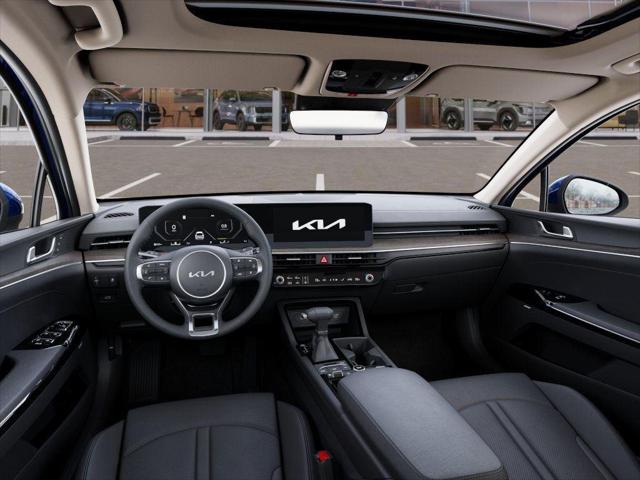 2025 Kia K5 EX