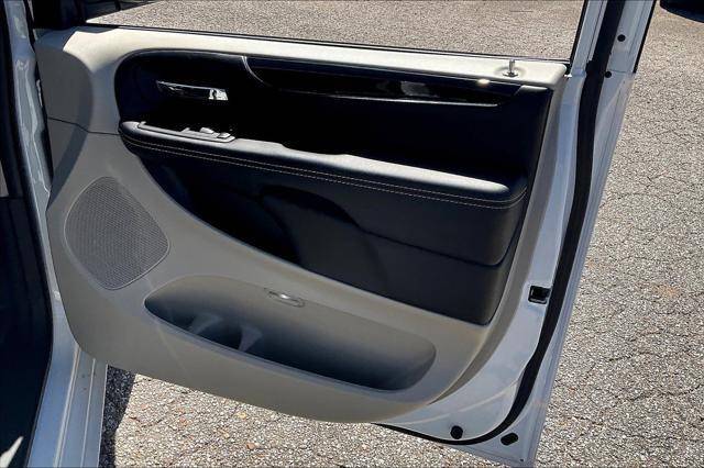 Used 2019 Dodge Grand Caravan For Sale in Olive Branch, MS