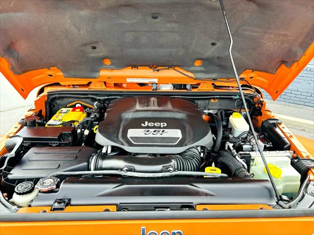 2012 Jeep Wrangler Unlimited Sahara