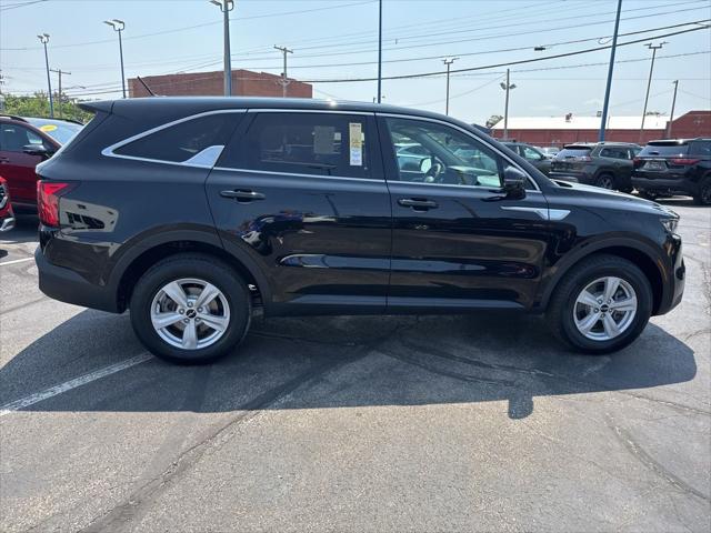 2022 Kia Sorento LX