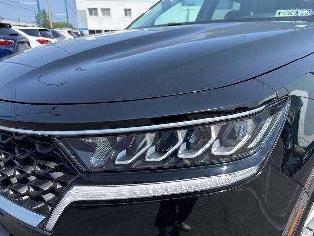 2022 Kia Sorento LX