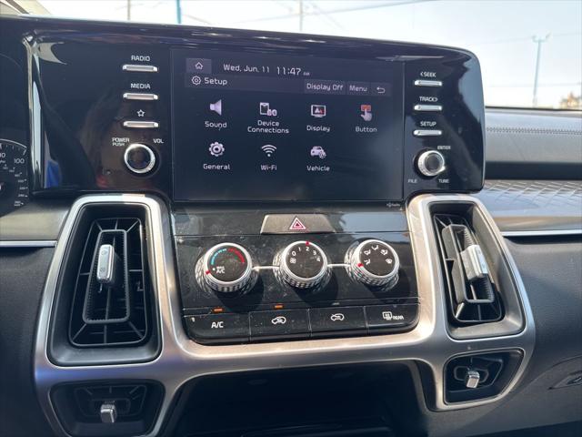 2022 Kia Sorento LX