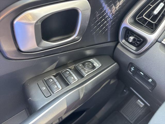 2022 Kia Sorento LX