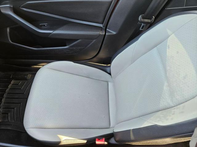 2019 Volkswagen Jetta 1.4T R-Line