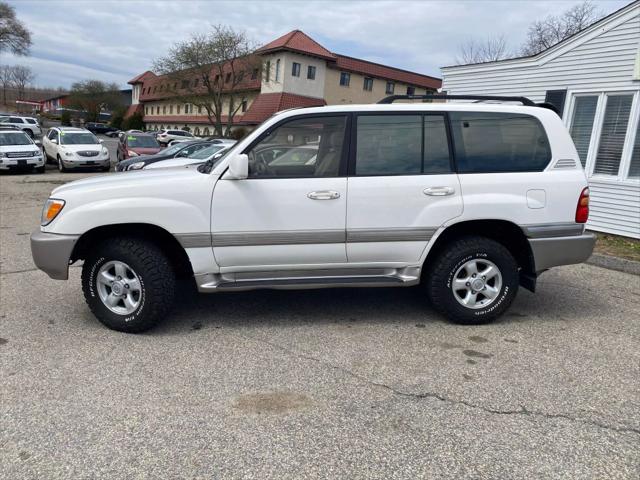 2000 Toyota Land Cruiser Sport Utility 4D