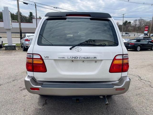 2000 Toyota Land Cruiser Sport Utility 4D