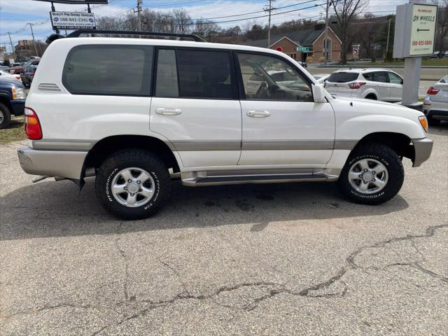 2000 Toyota Land Cruiser Sport Utility 4D