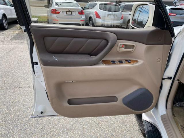 2000 Toyota Land Cruiser Sport Utility 4D
