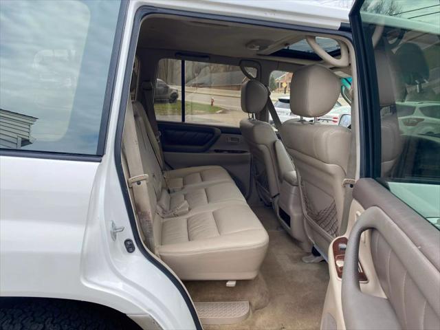 2000 Toyota Land Cruiser Sport Utility 4D