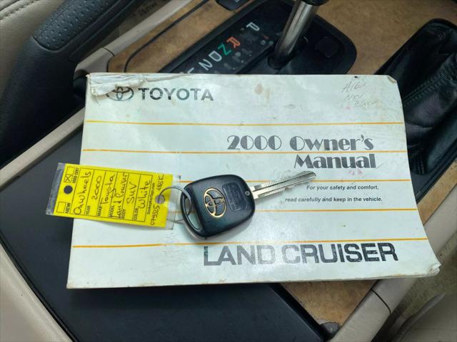 2000 Toyota Land Cruiser Sport Utility 4D