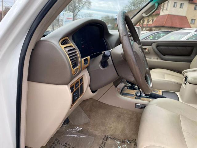 2000 Toyota Land Cruiser Sport Utility 4D