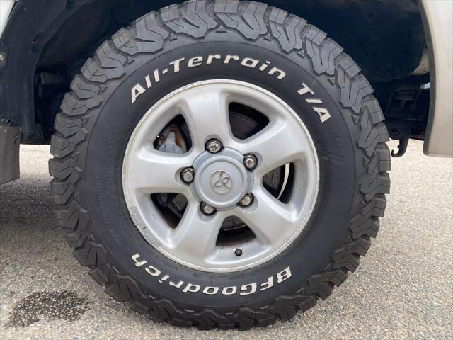 2000 Toyota Land Cruiser Sport Utility 4D