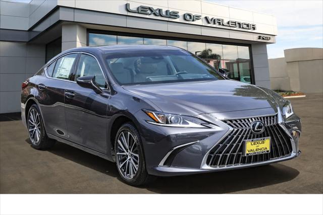 2025 Lexus ES 300h Unknown