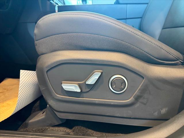 Santa Fe Hybrid Preferred w/Trend Package