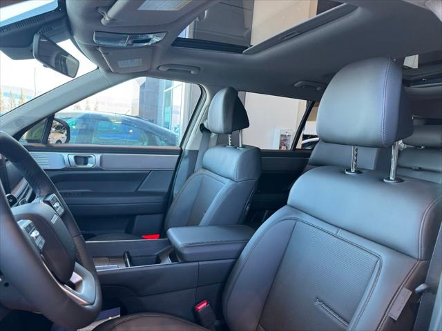 Santa Fe Hybrid Preferred w/Trend Package