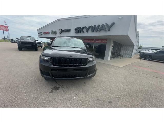 2025 Jeep Grand Cherokee GRAND CHEROKEE L ALTITUDE X 4X4