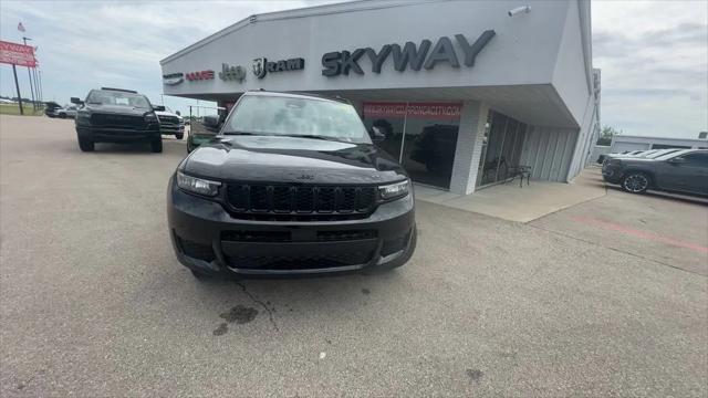 2025 Jeep Grand Cherokee GRAND CHEROKEE L ALTITUDE X 4X4