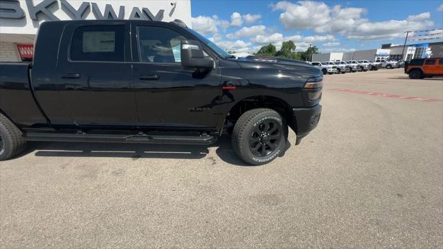 2025 RAM Ram 2500 RAM 2500 LARAMIE MEGA CAB 4X4 64 BOX