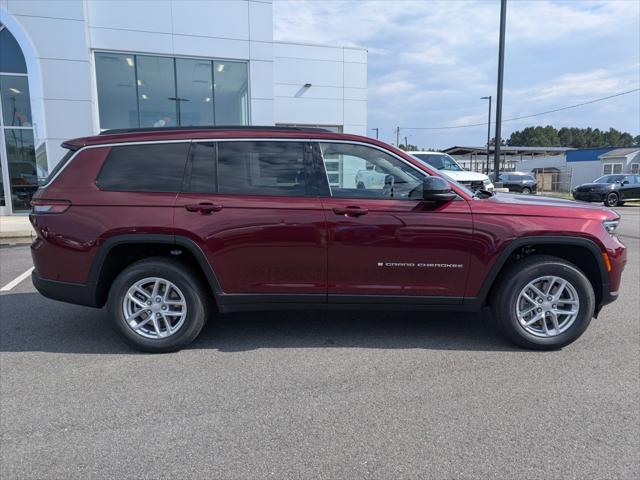 2025 Jeep Grand Cherokee GRAND CHEROKEE L LAREDO X 4X4