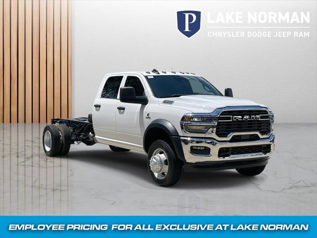 2025 RAM Ram 4500 Chassis Cab RAM 4500 TRADESMAN CHASSIS CREW CAB 4X4 84 CA