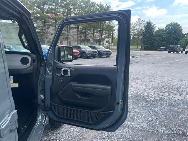 2025 Jeep Gladiator Sport S