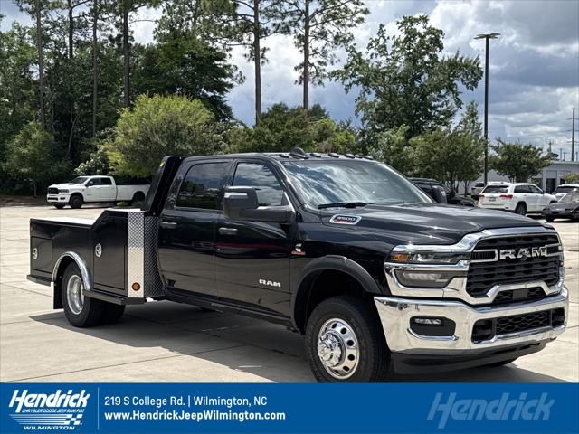 2025 RAM Ram 3500 Chassis Cab RAM 3500 BIG HORN CREW CAB CHASSIS 4X4 60 CA