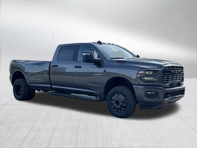 2025 RAM Ram 3500 RAM 3500 BIG HORN CREW CAB 4X4 8 BOX