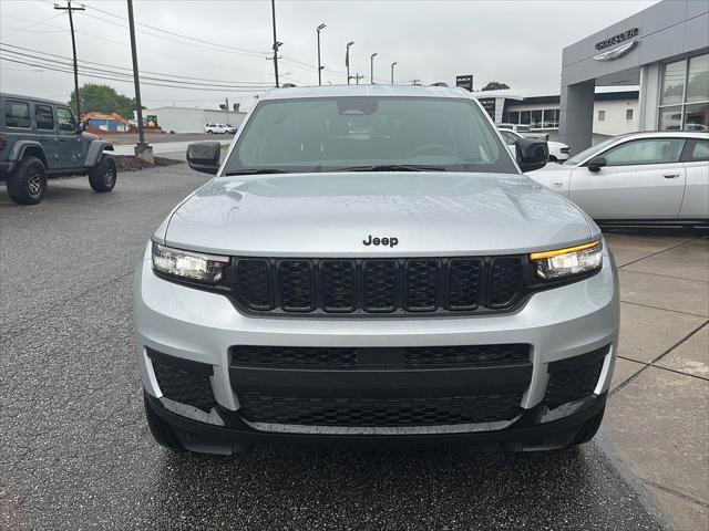 2025 Jeep Grand Cherokee GRAND CHEROKEE L ALTITUDE X 4X4