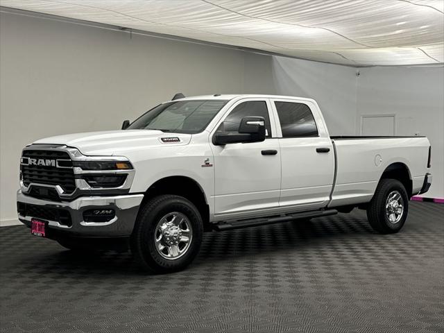 2025 RAM Ram 3500 RAM 3500 TRADESMAN CREW CAB 4X4 8 BOX