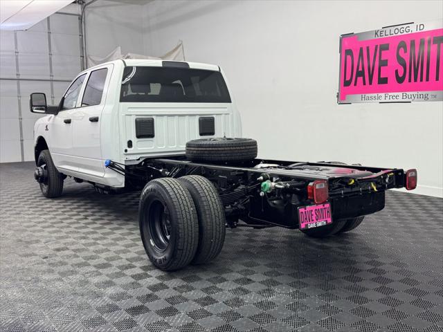2025 RAM Ram 3500 Chassis Cab RAM 3500 TRADESMAN CREW CAB CHASSIS 4X4 60 CA 2025 RAM Ram 3500 Chassis Cab RAM 3500 TRADESMAN CREW CAB CHASSIS 4X4 60 CA