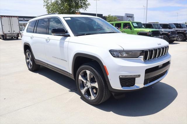 2025 Jeep Grand Cherokee GRAND CHEROKEE L LIMITED 4X4