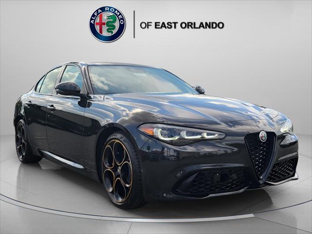 2025 Alfa Romeo Giulia GIULIA INTENSA RWD