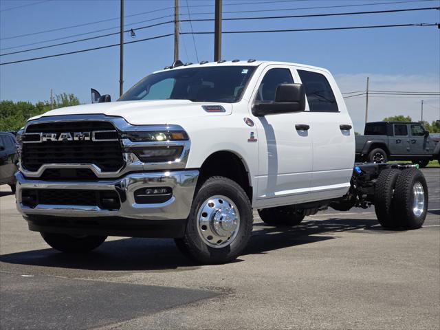 2025 RAM Ram 3500 Chassis Cab RAM 3500 TRADESMAN CREW CAB CHASSIS 4X2 60 CA