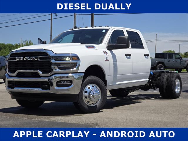 2025 RAM Ram 3500 Chassis Cab RAM 3500 TRADESMAN CREW CAB CHASSIS 4X2 60 CA