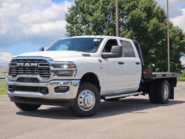 2025 RAM Ram 3500 Chassis Cab RAM 3500 TRADESMAN CREW CAB CHASSIS 4X2 60 CA